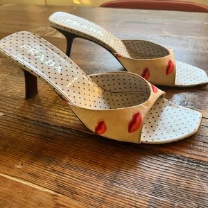 Rare, vintage kitten heels